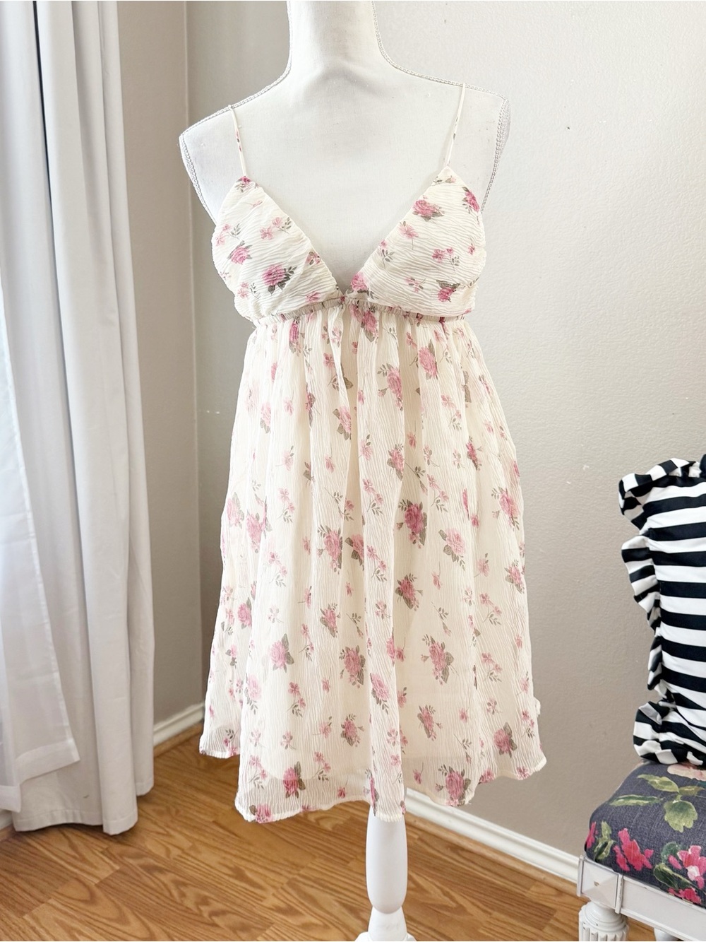 Princess Polly Ivory Babydoll Dress with Pink Floral Print size 4